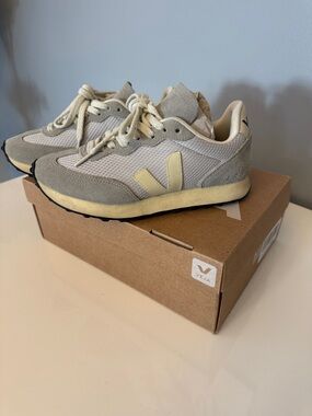 Veja Rio Branco Sneakers Size 5 Grey Pierre